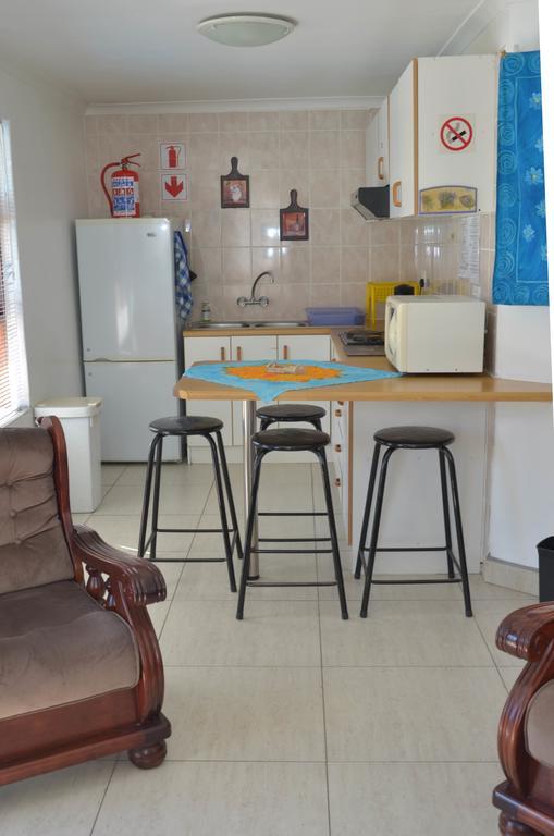 De Helling Self Catering Bed and Breakfast Brackenfell Exteriör bild