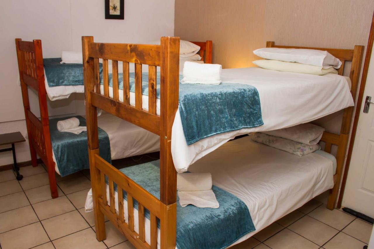 De Helling Self Catering Bed and Breakfast Brackenfell Exteriör bild